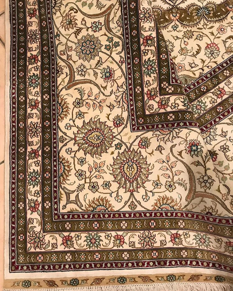 Sham Madalyon Silk Carpet